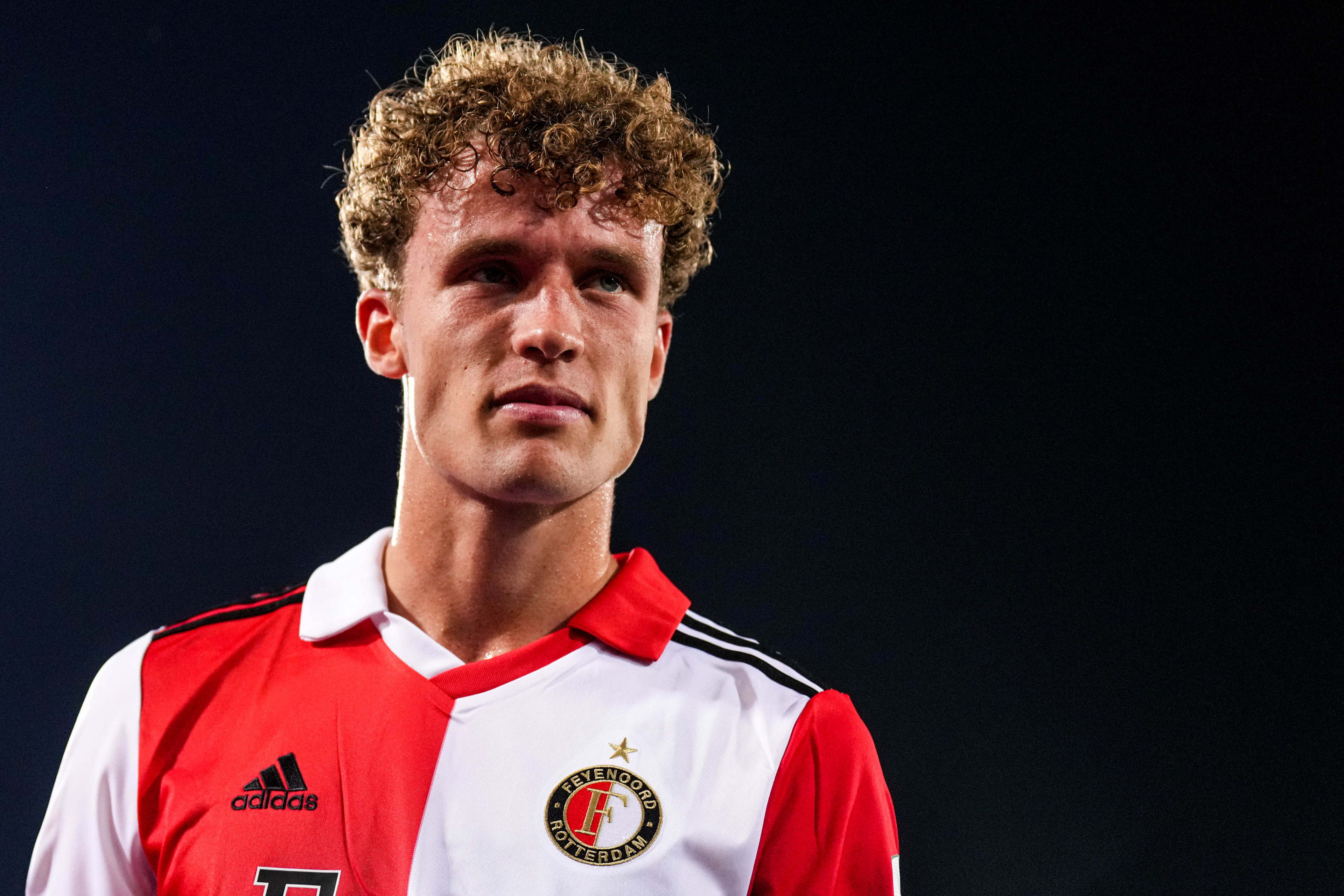 Blessure Wieffer; Feyenoord verkent transfermarkt