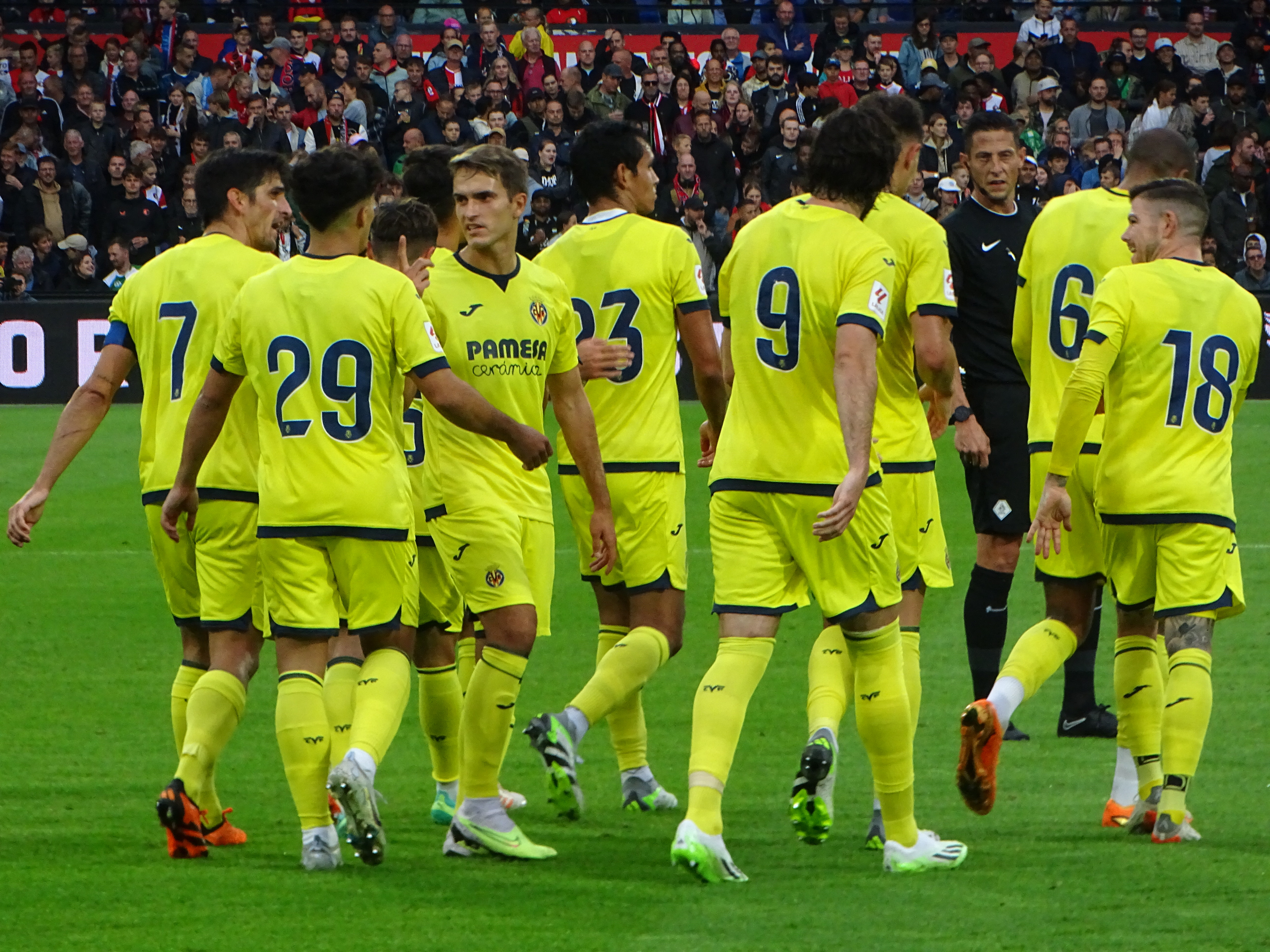 feyenoord-villareal-1-1-jim-breeman-sports-photography-25