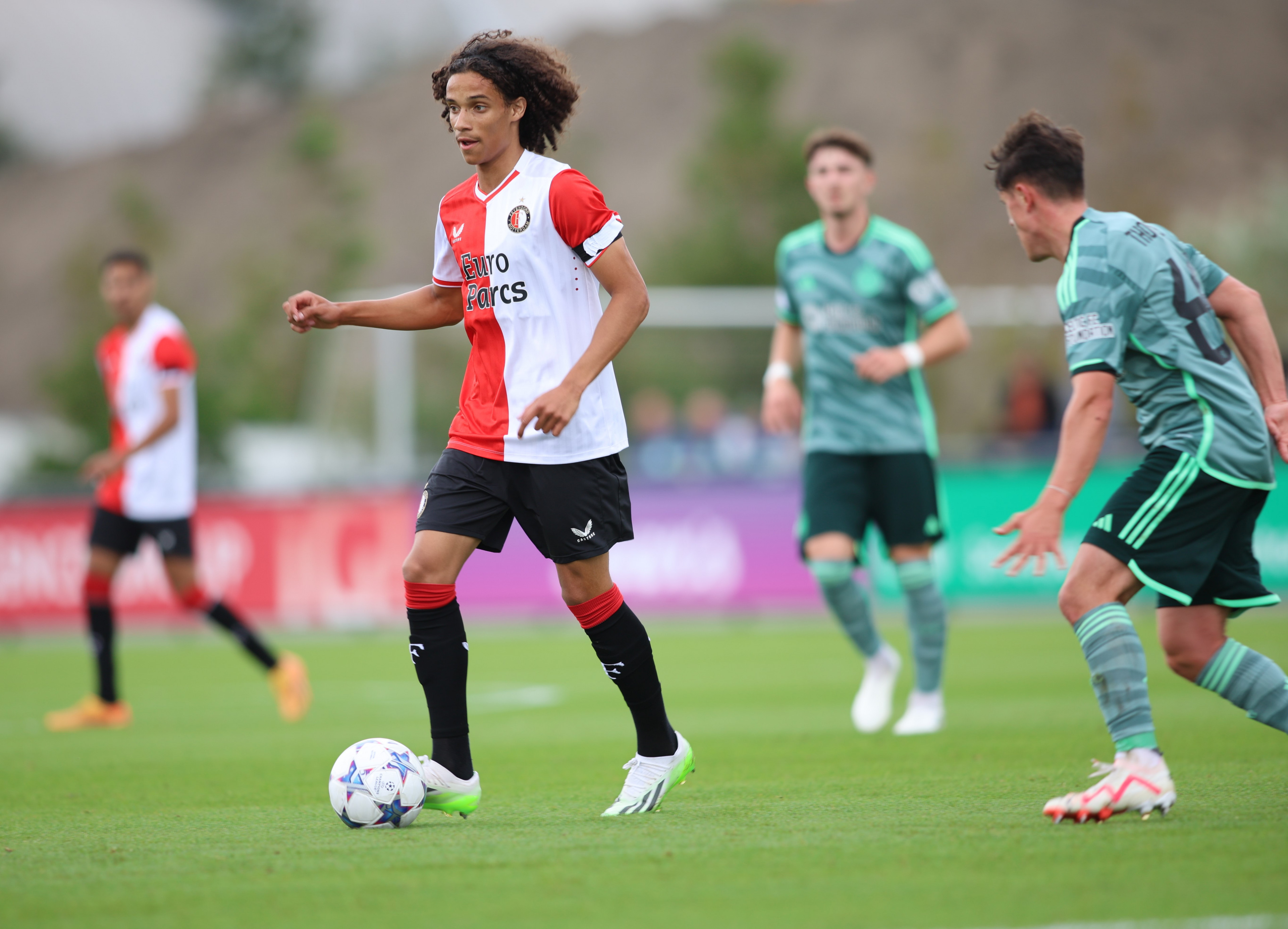 feyenoord-o19-celtic-fc-o19-3-0-jim-breeman-sports-photography-55