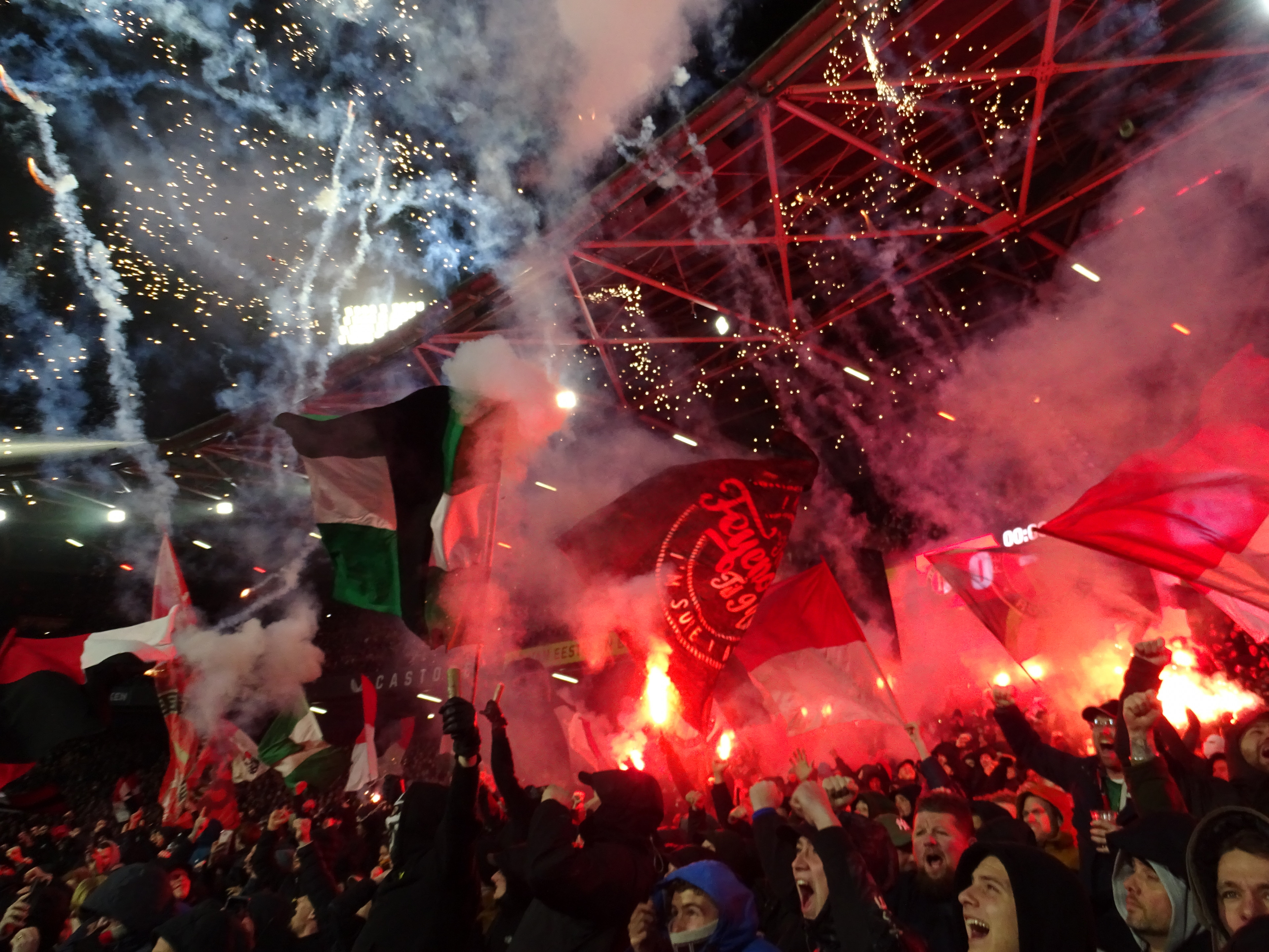 Nagenieten • Sfeeractie Feyenoord - PSV [VIDEO]