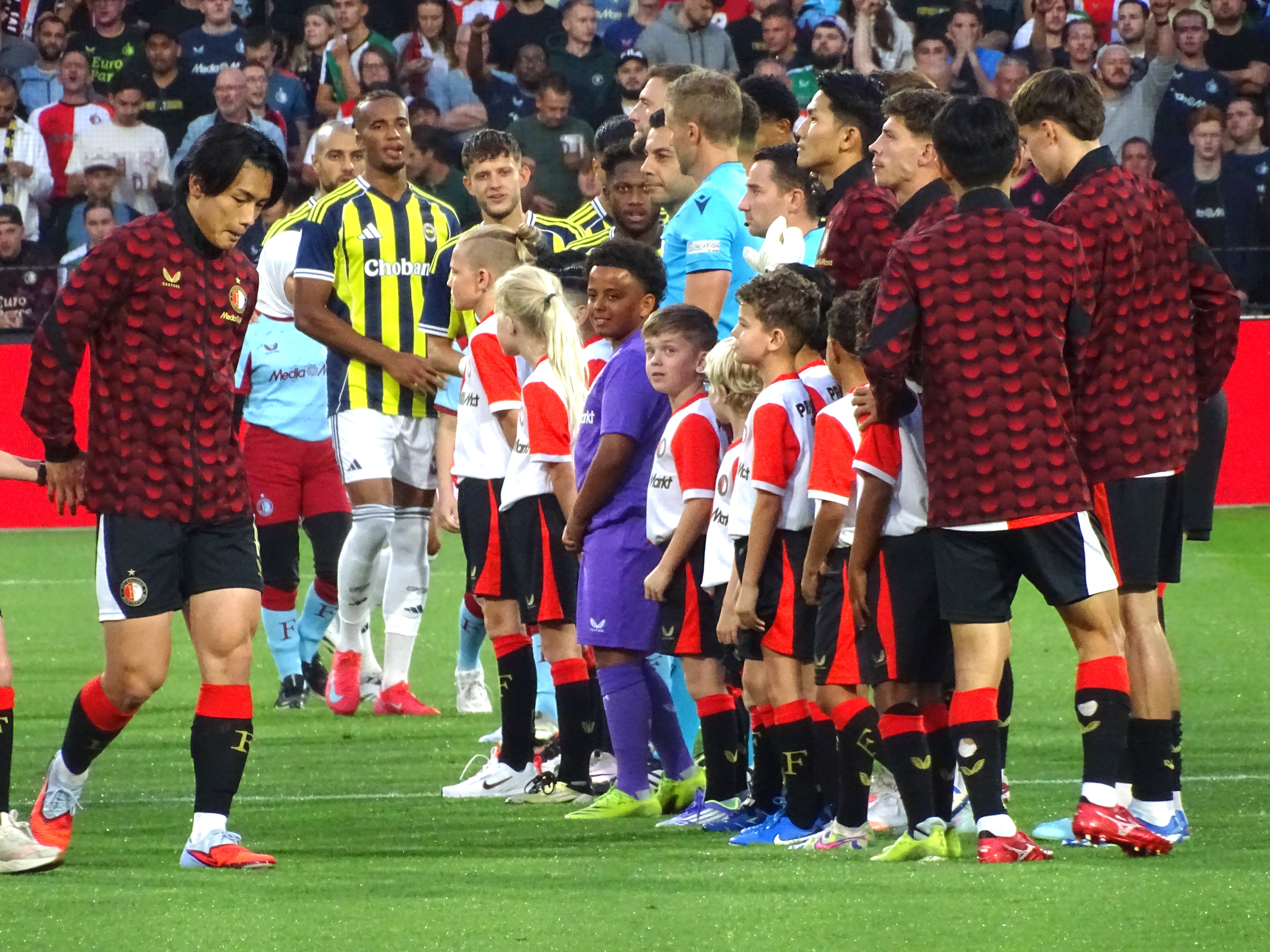 opkomst-feyenoord-fenerbache-jim-breeman-sports-photography-1