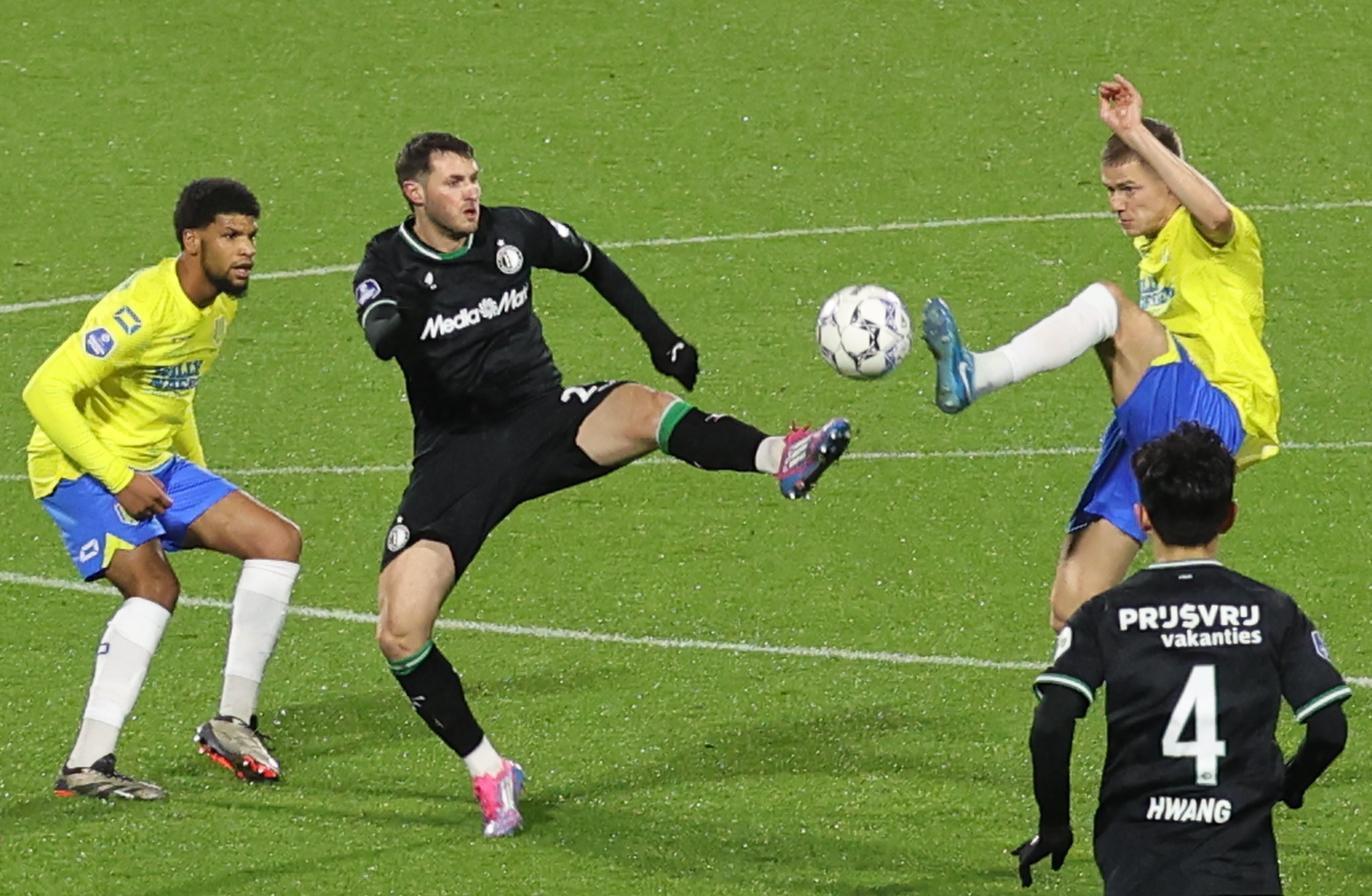 rkc-waalwijk-feyenoord-2-3-jim-breeman-sports-photography-3