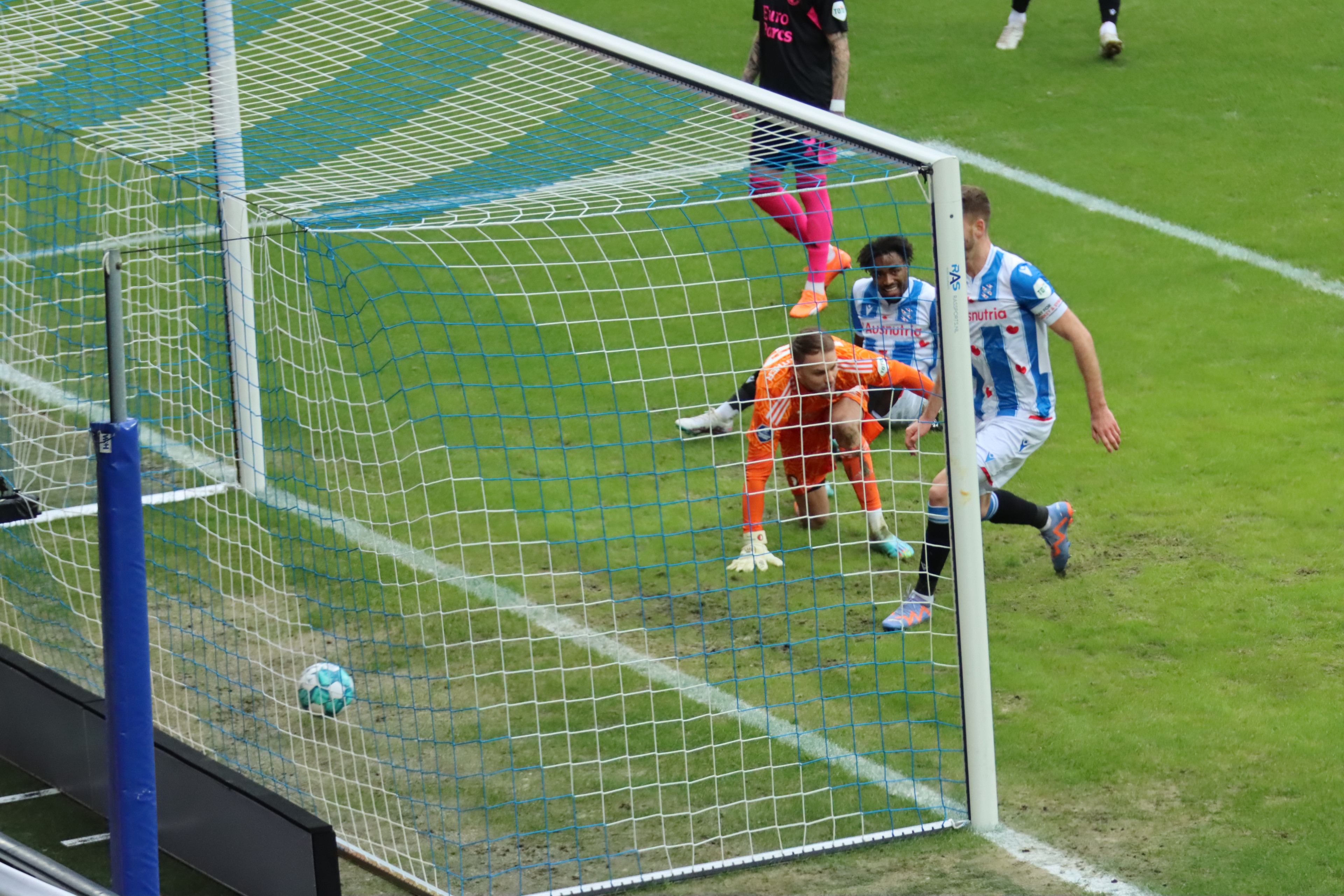 sc-heerenveen-feyenoord-1-2-jim-breeman-sports-photography-19