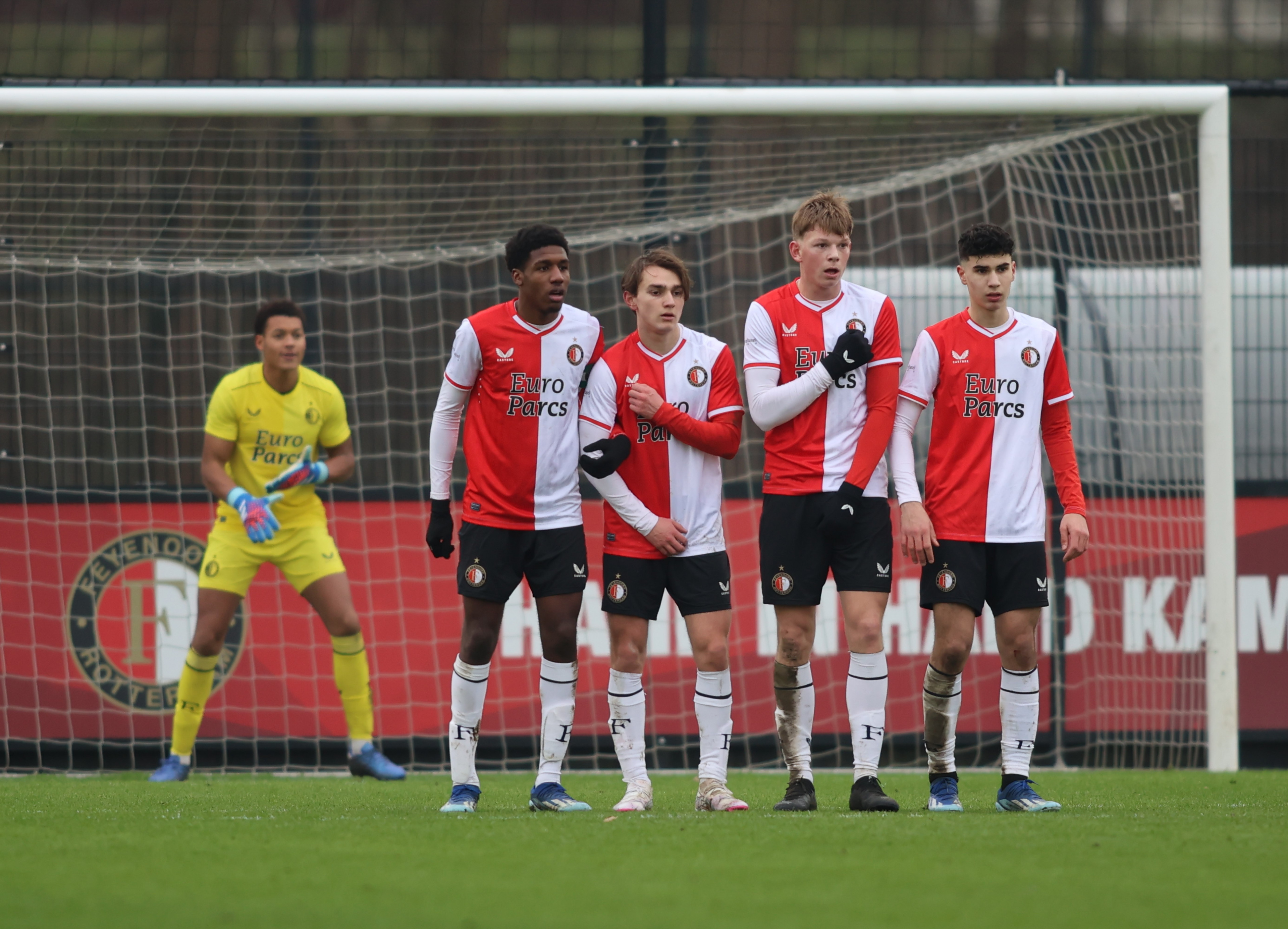 Overzicht Academy: Onder 18 boekt knappe uitzege op PSV