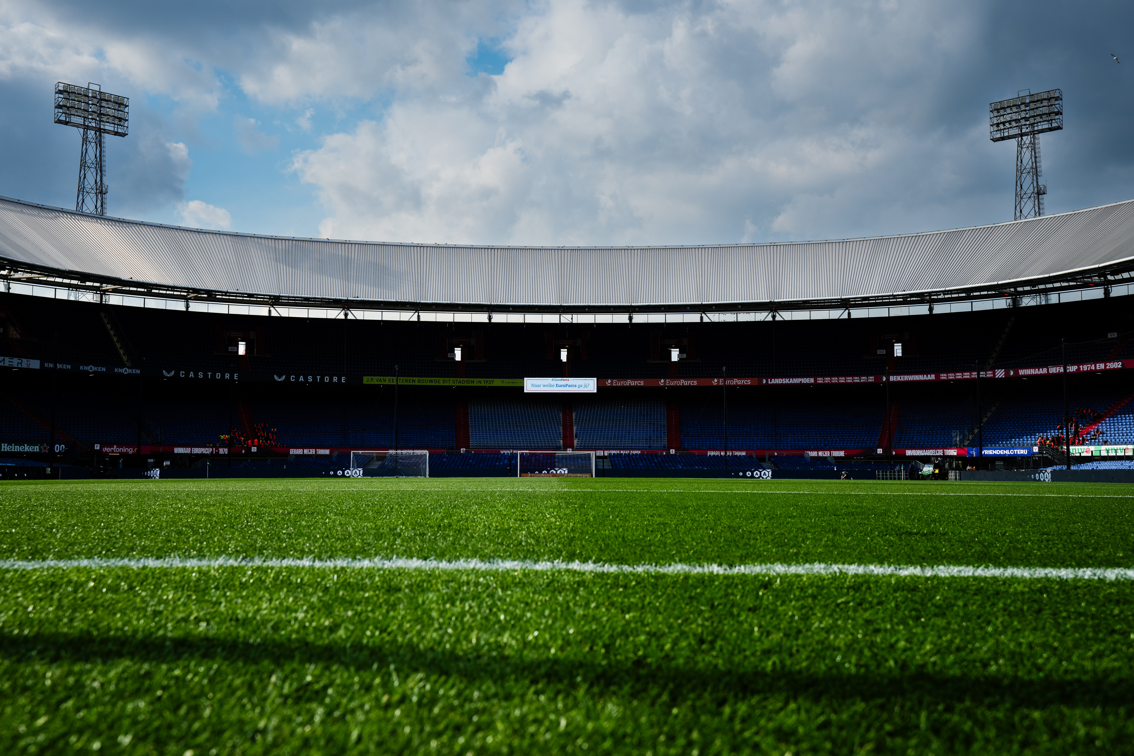 'Concerten in de De Kuip mogelijk toch niet verleden tijd'