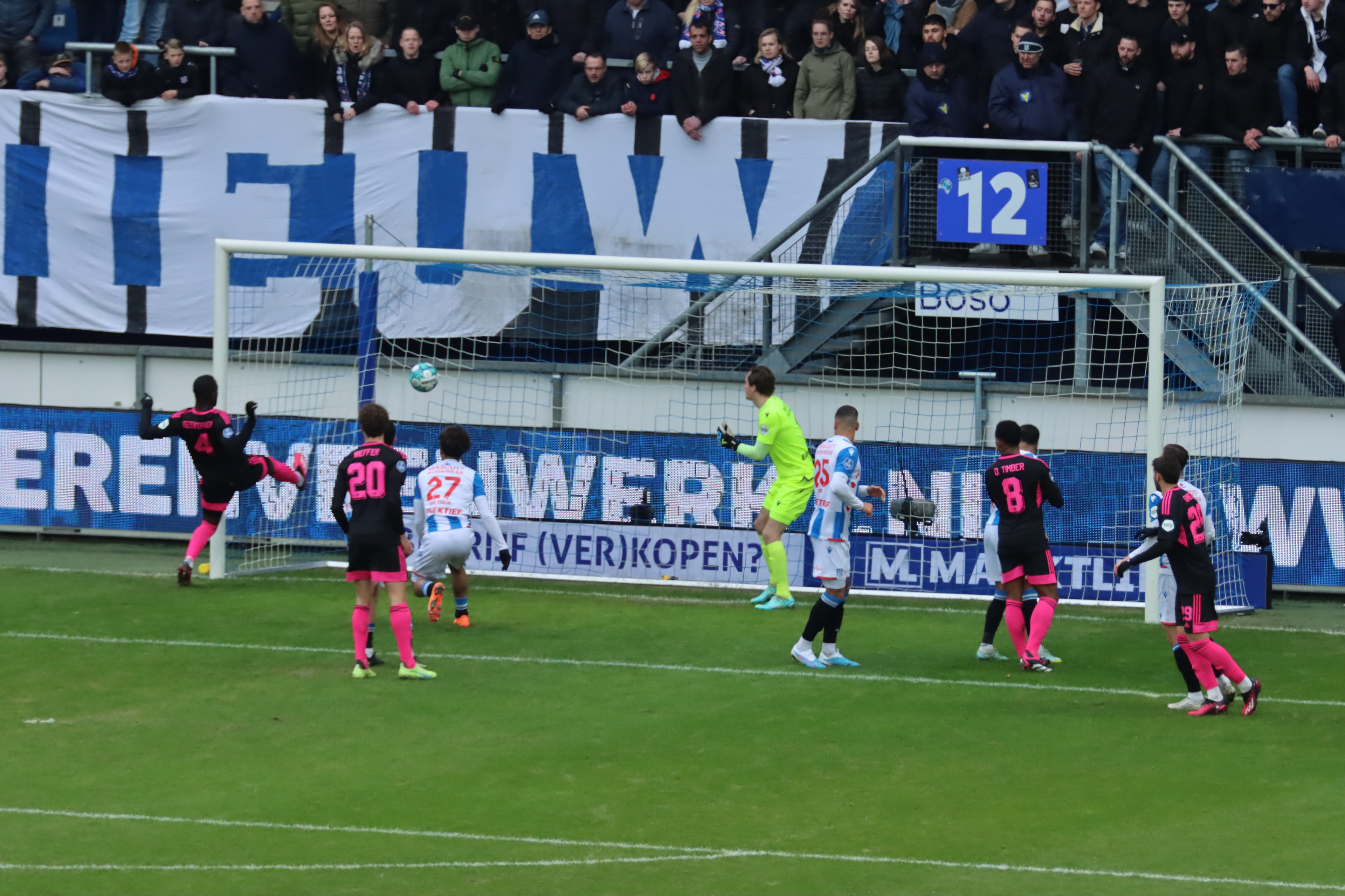 sc-heerenveen-feyenoord-1-2-jim-breeman-sports-photography-24