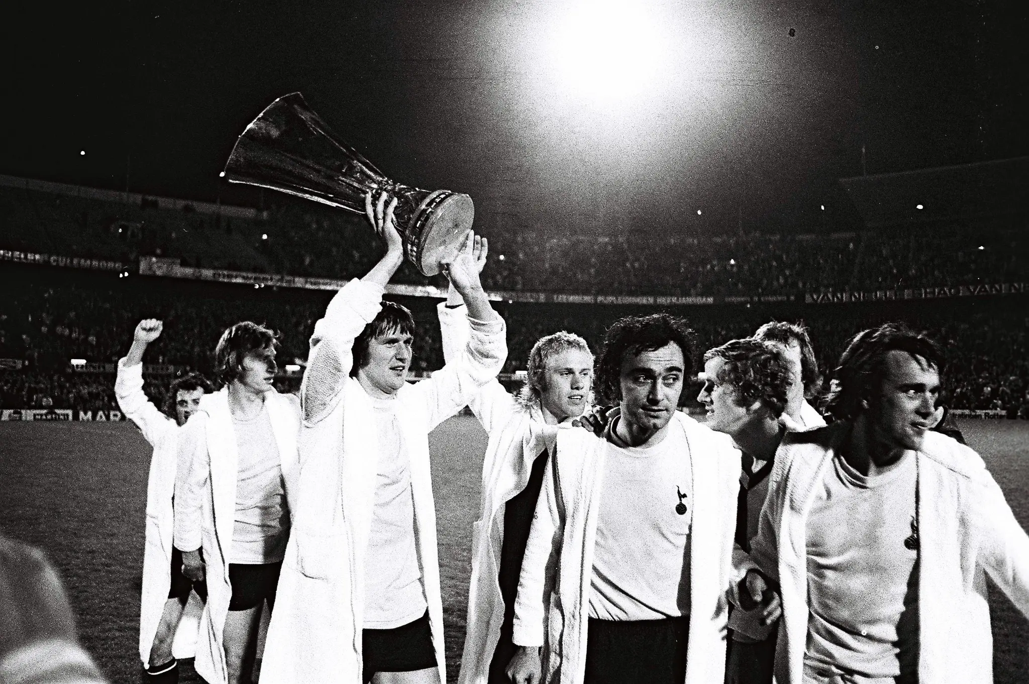 Trophy Day [UNIEKE FOTO'S] • Feyenoord verslaat Tottenham Hotspur en wint UEFA Cup (1974)