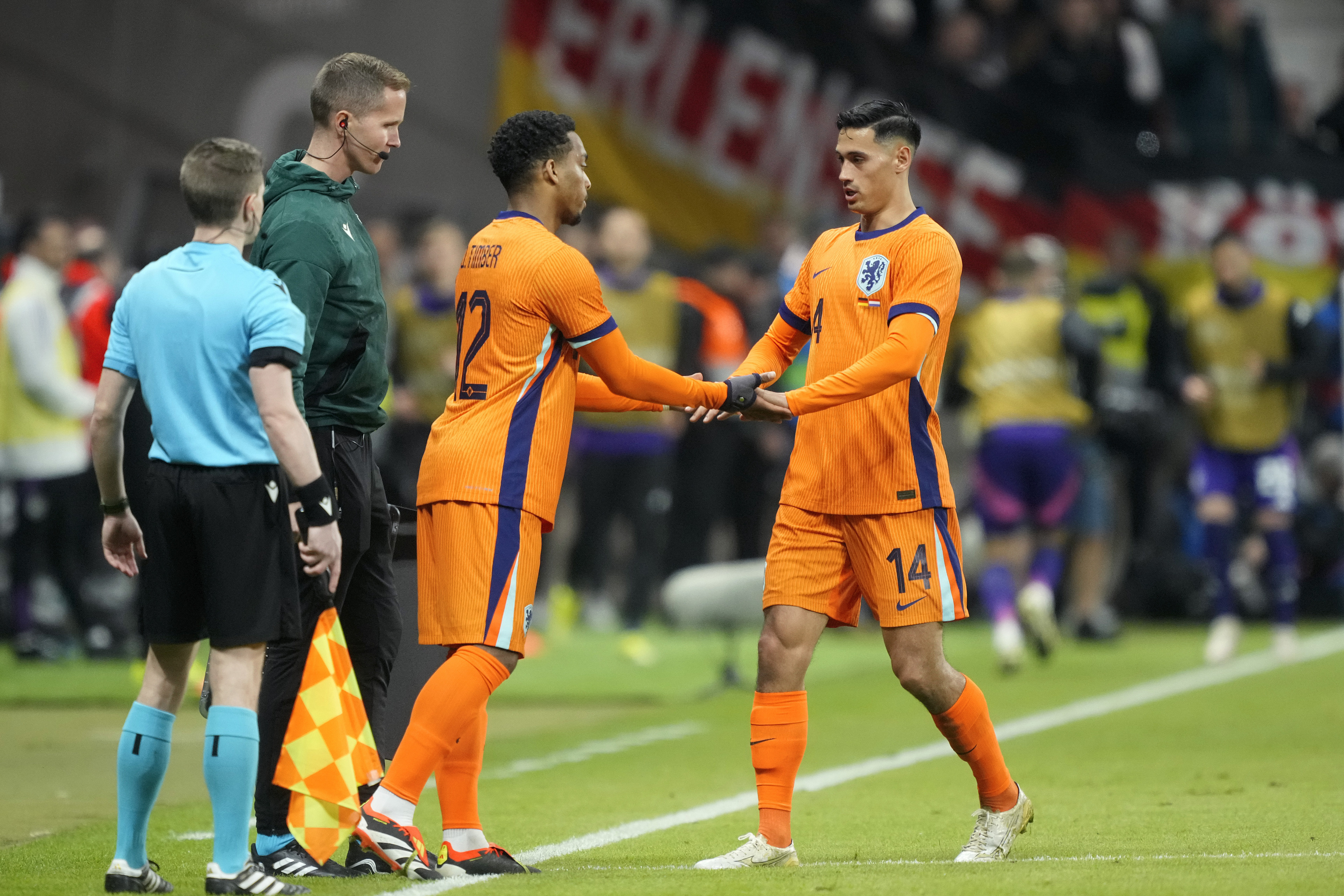 Oranje verliest met debutant Timber van Duitsland