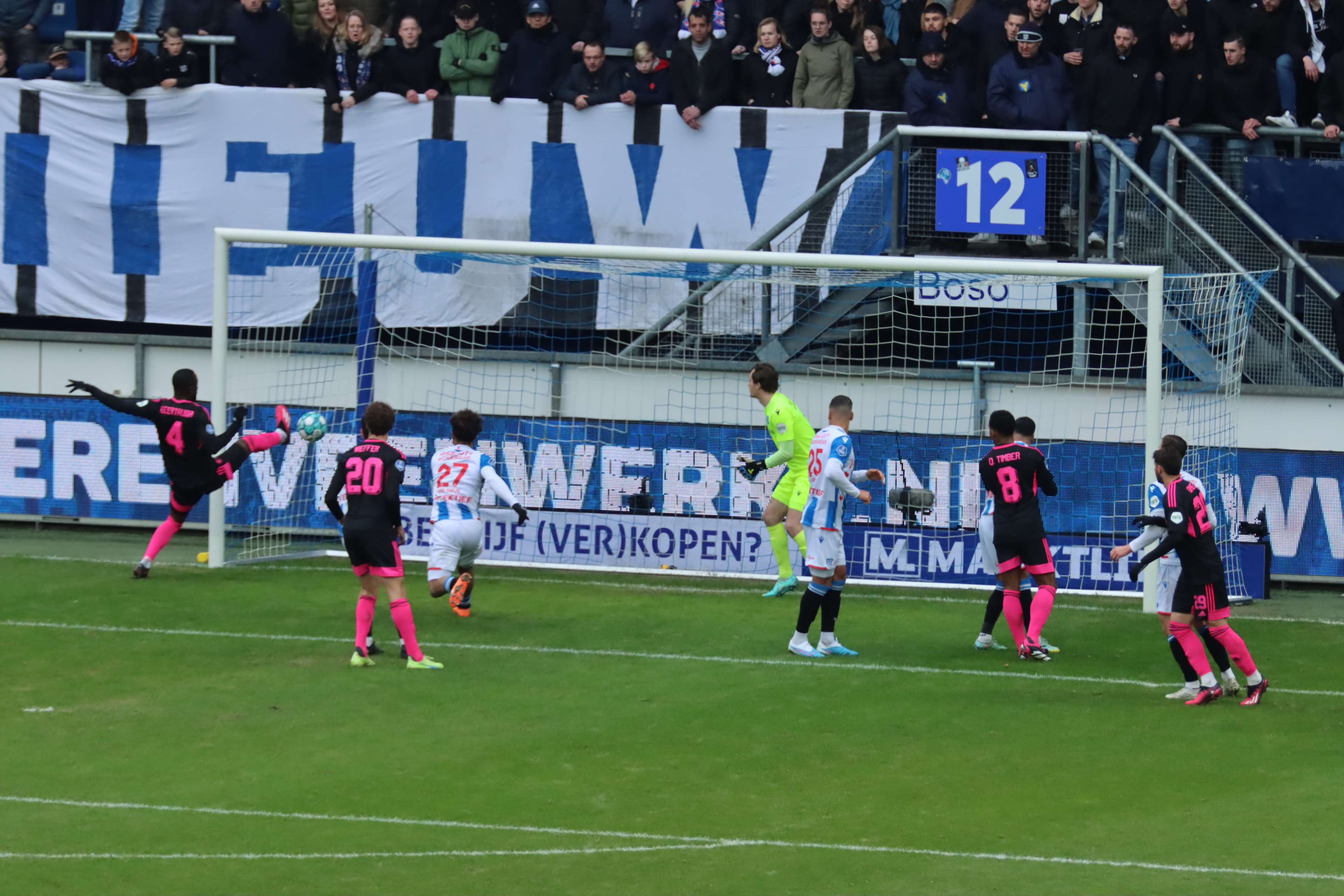 sc-heerenveen-feyenoord-1-2-jim-breeman-sports-photography-23