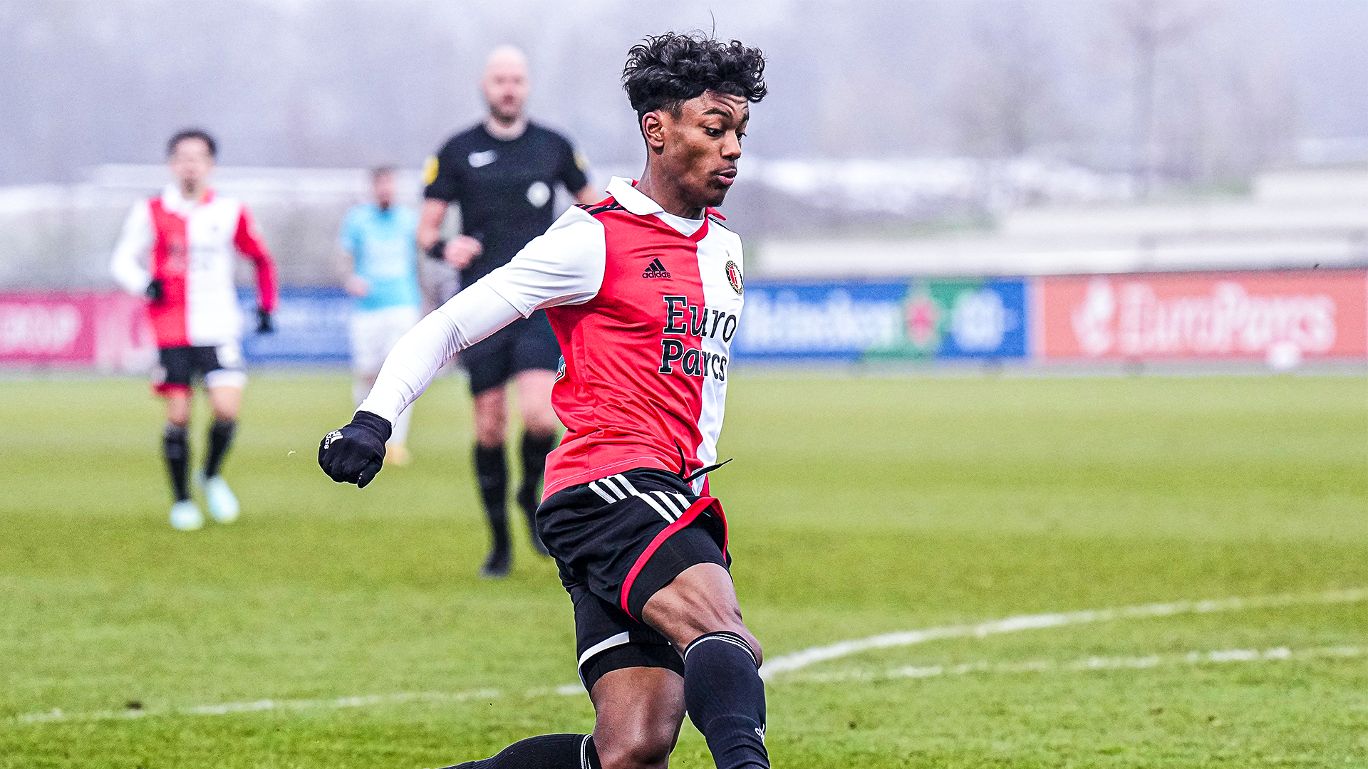 Feyenoord O21 kan de vele kansen niet benutten en speelt gelijk tegen N.E.C.