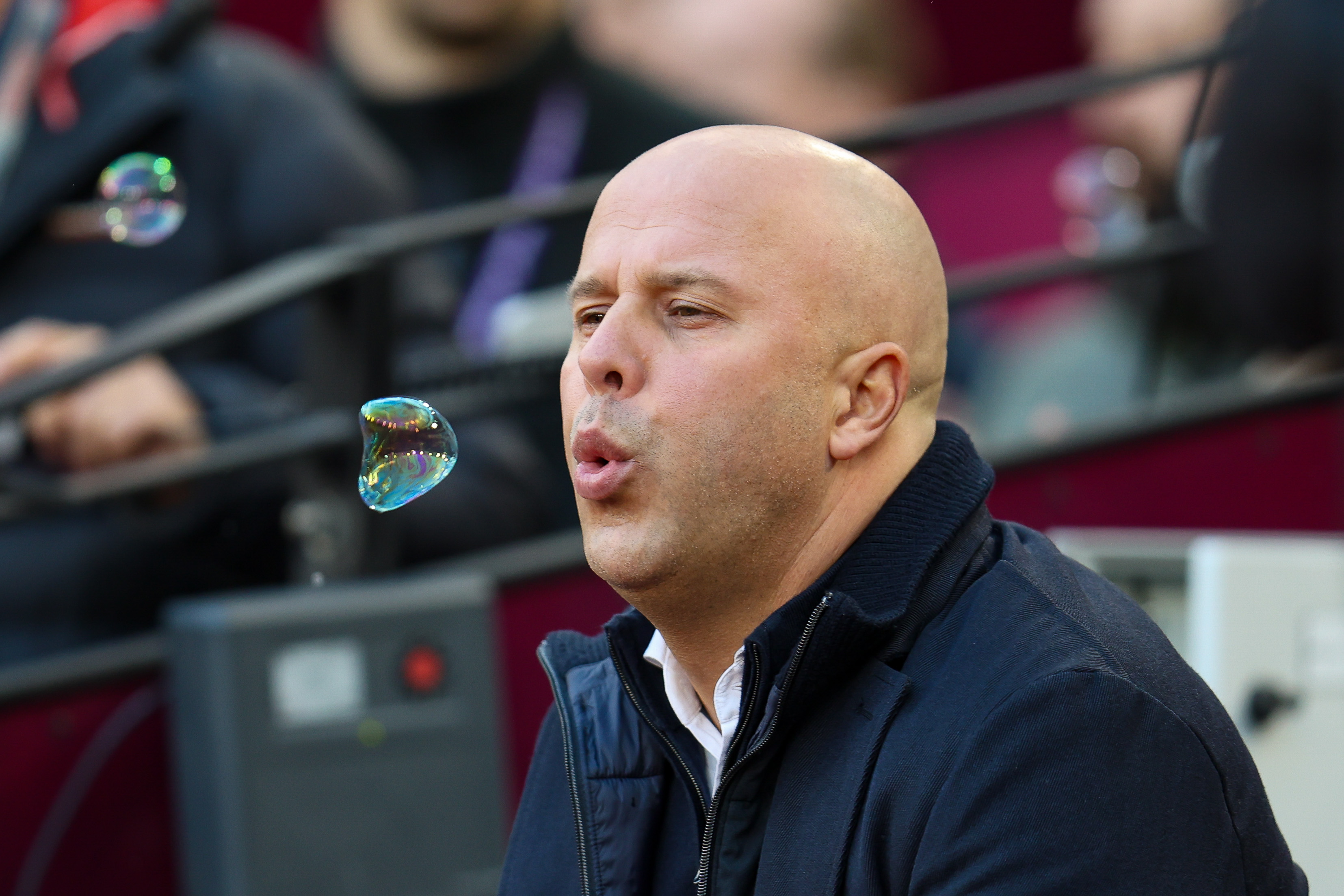 Oud-Feyenoord trainer Arne Slot onder hoogspanning: kan hij het tij bij Liverpool keren?